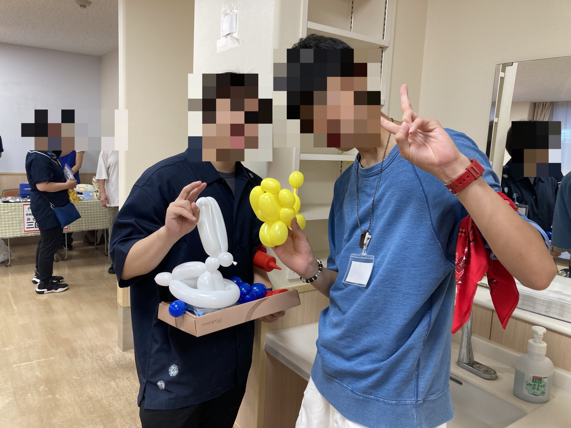２人ピース モザイク